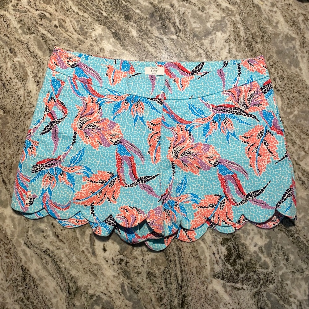 Crown & Ivy Size 12 Petite (12P) Shorts Summer Floral Print